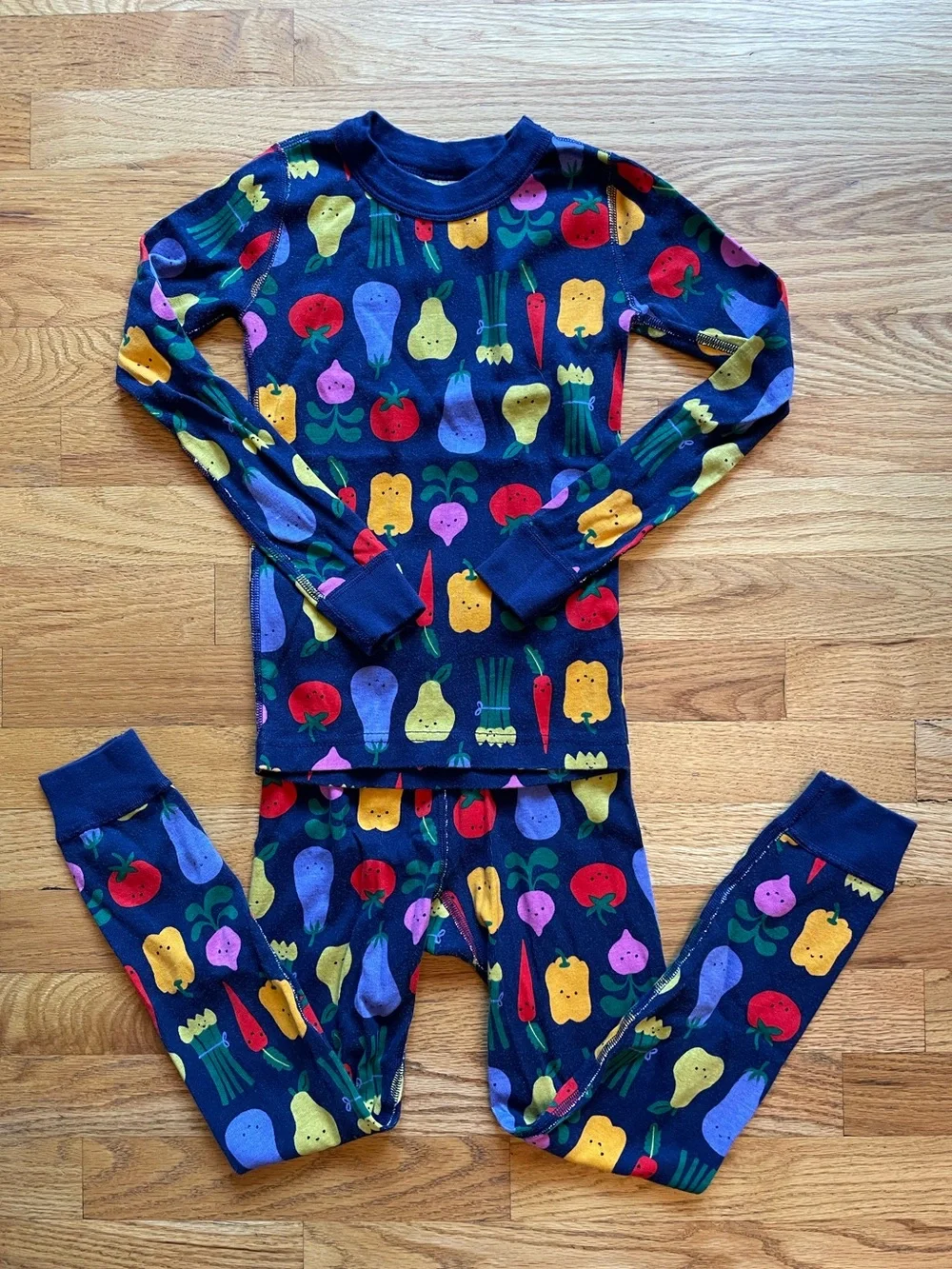 Hanna Andersson HannaJams Pajama Set in “Happy Veggies”